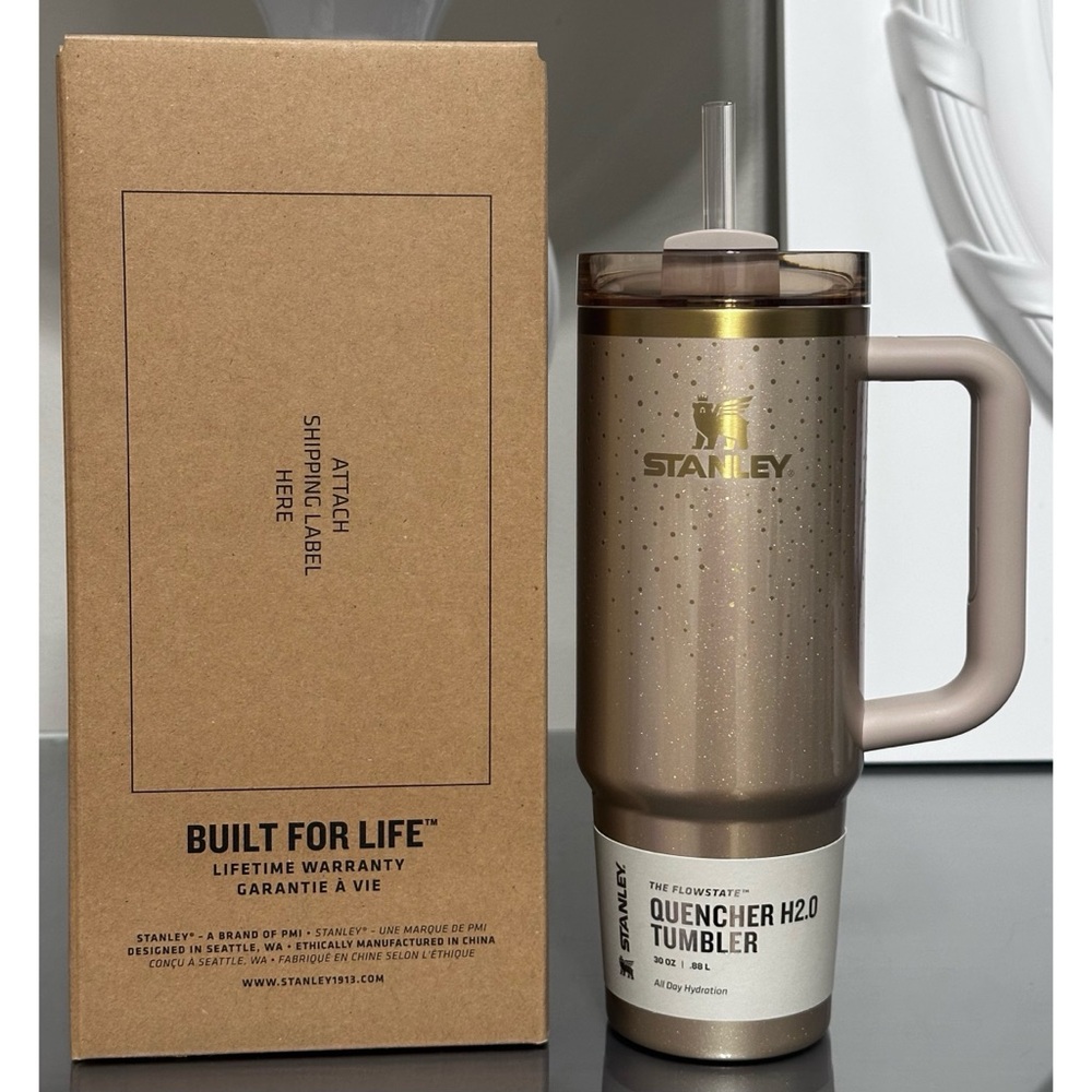 STANLEY HOLIDAY Quencher H2.0 FlowState‎ Tumbler 30oz, GOLD PROSECCO SHIMMER - Picture 2 of 6